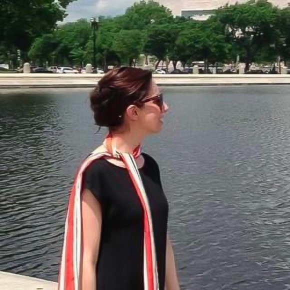 Meet the Posher Other - Meet your Posher, Jennifer